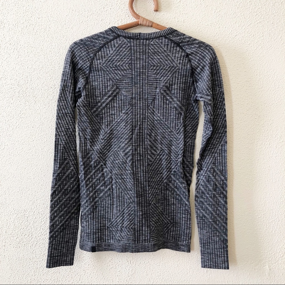 Lululemon Rest Less Pullover (First Release) 4 - Picture 4 of 4